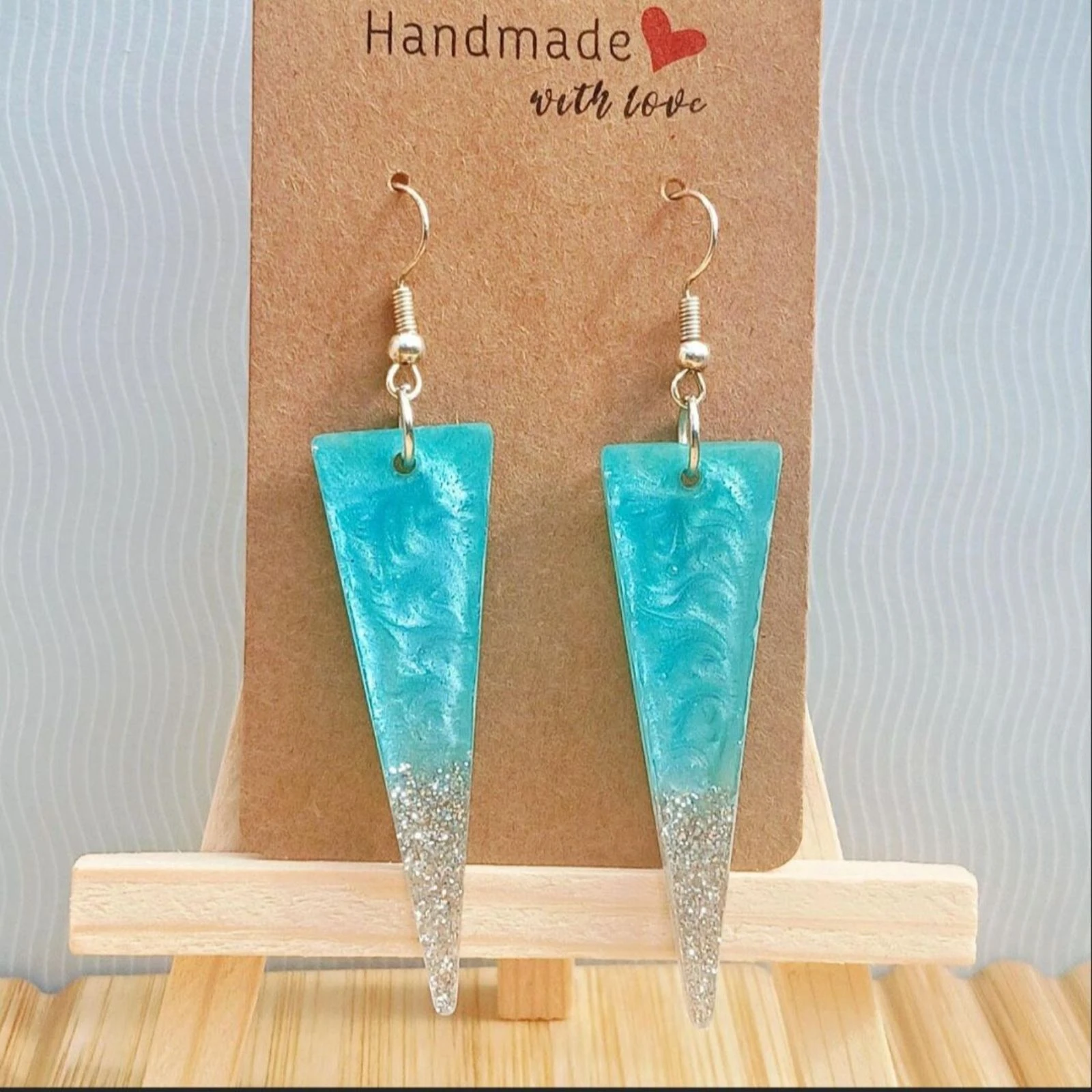 Boucles d'oreilles triangles turquoise argenté  – photo 2